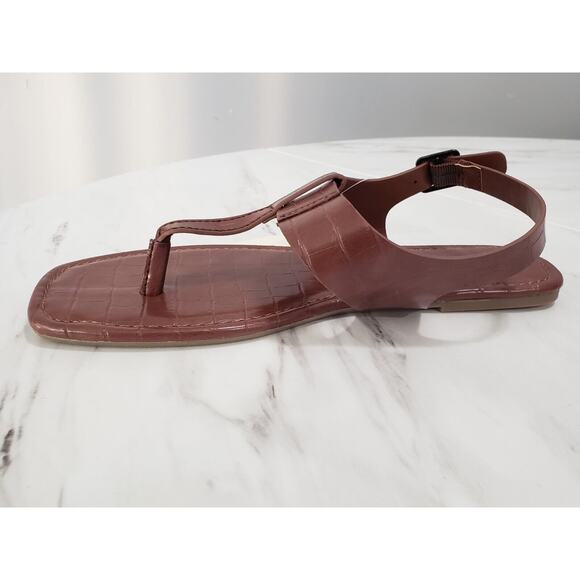 a.n.a -‎ Womens Kate T-Strap Flat Sandals Brown Cognac Faux Leather Crocodile 8 - Picture 4 of 8